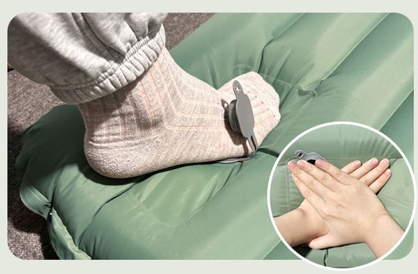 Hovedbilde Liggeunderlag med integrert pumpe - sort/grå