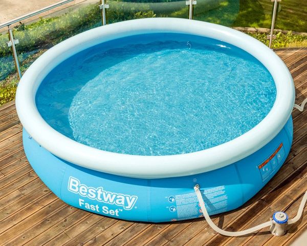 Hovedbilde Bestway Basseng Med Pumpe Og Filter - 3638 liter 