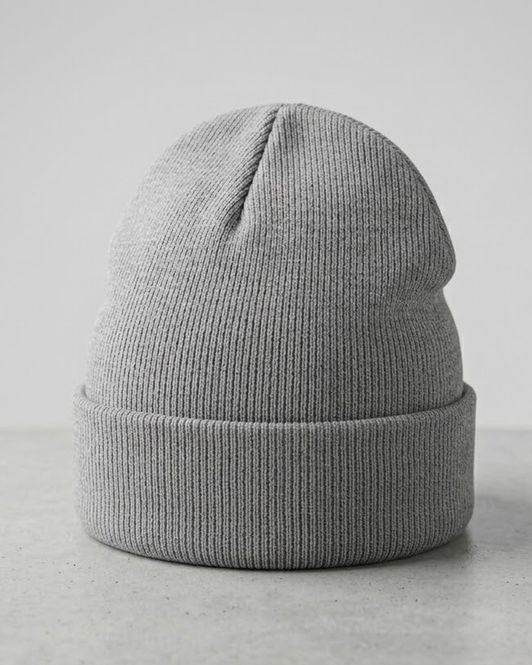 Hovedbilde Unisex strikkelue i lys grå